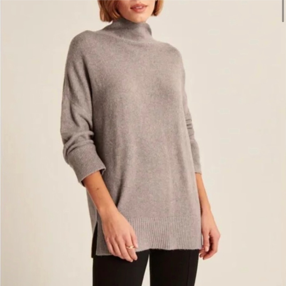 Abercrombie Oversized Legging-Friendly Turtleneck Sweater